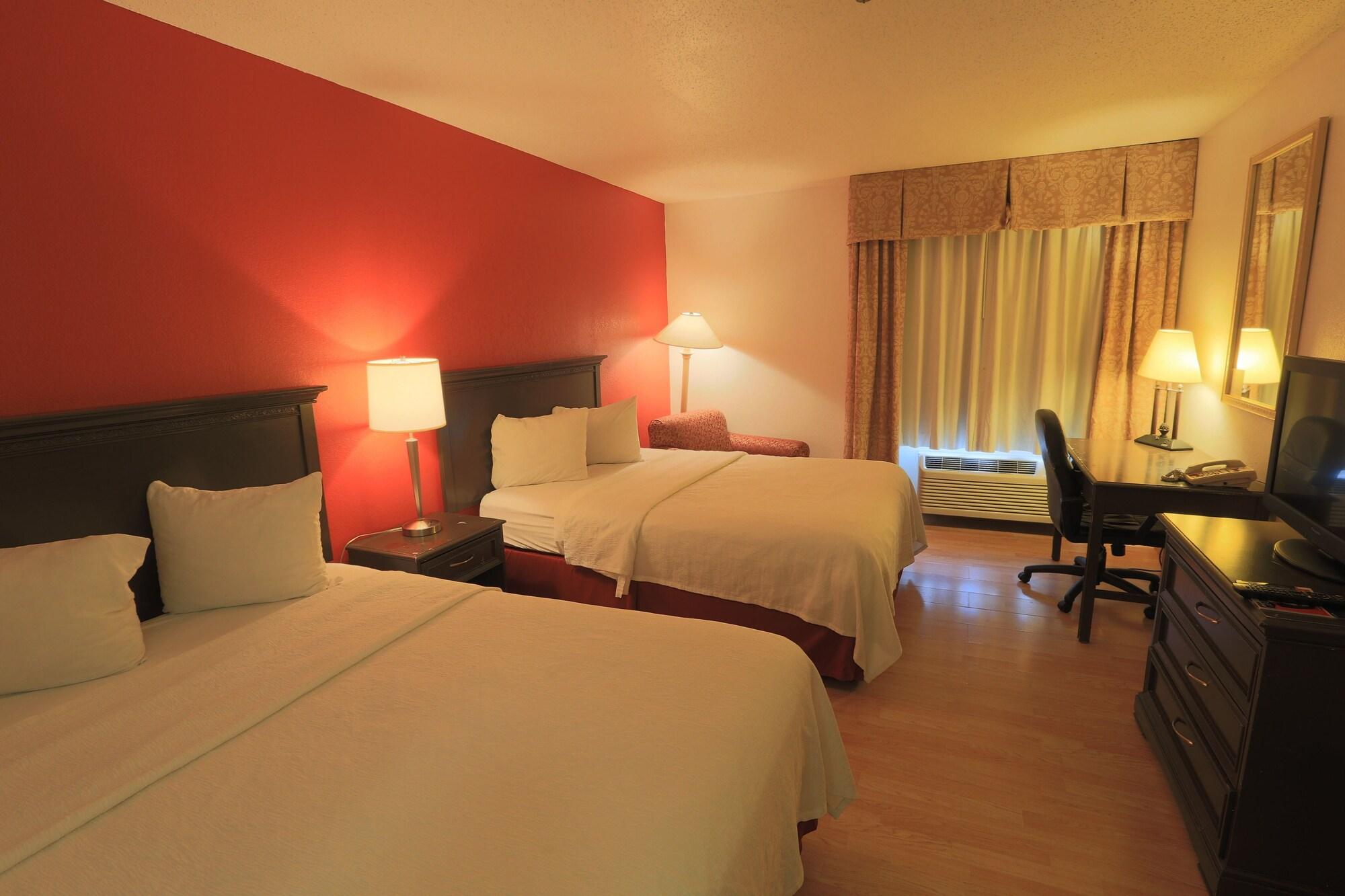 Days Inn By Wyndham Calumet Park Екстериор снимка