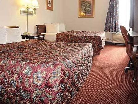 Days Inn By Wyndham Calumet Park Екстериор снимка